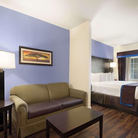 Days Inn & Suites By Wyndham Galveston West/Seawall Екстер'єр фото