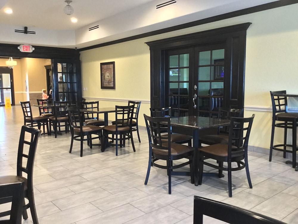 Days Inn & Suites By Wyndham Galveston West/Seawall Екстер'єр фото
